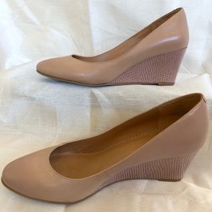 Nine West Nude Wedges